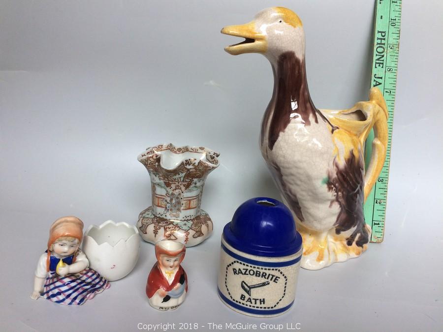 Miniature Toby jugs 2 vintage items from Japan Miniature Toby jugs 2 vintage items from Japan